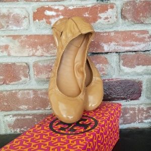 **SOLD** Tory Burch Flats Eddie Smooth Naplak